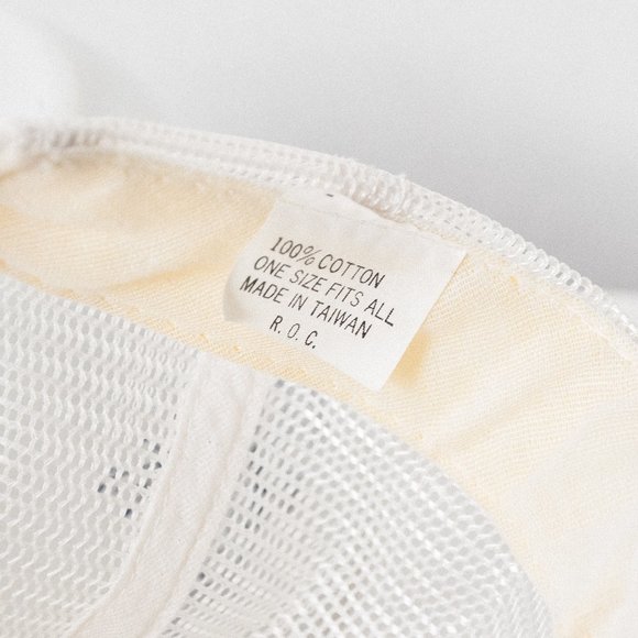 Vintage Hawaii Rainbow Snapback Trucker Hat - Picture 5 of 5